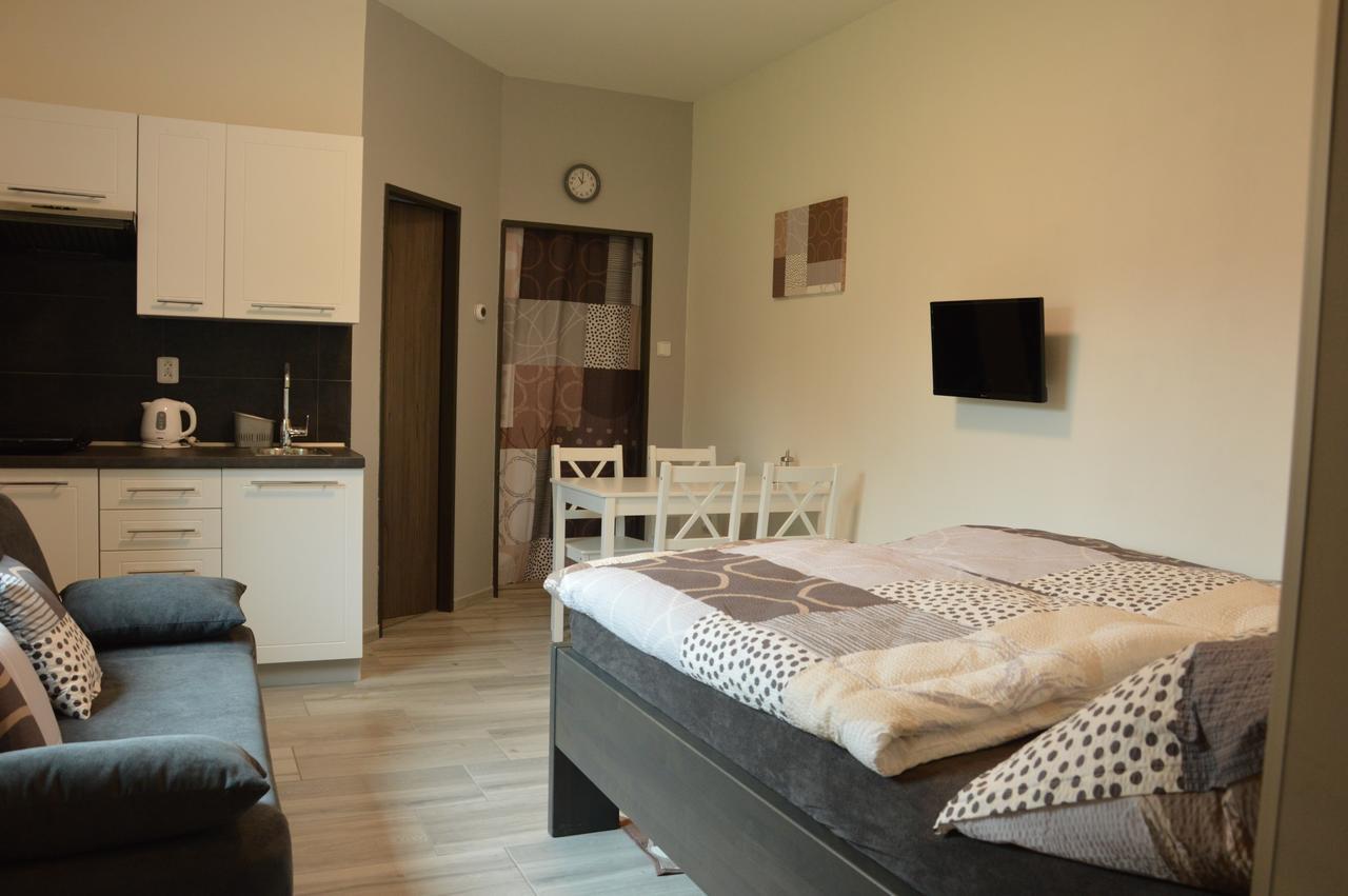 Apartmány Polevsko Esterno foto